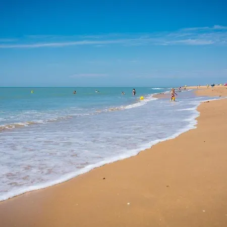 Maisonnette Calme A 650m De La Plage, Jardinet Clos - Fr-1-194-341 Ferienhaus La Tranche-sur-Mer