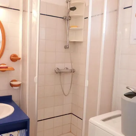 Dom wakacyjny Maisonnette Calme à 650m De La Plage, Jardinet Clos - Fr-1-194-341