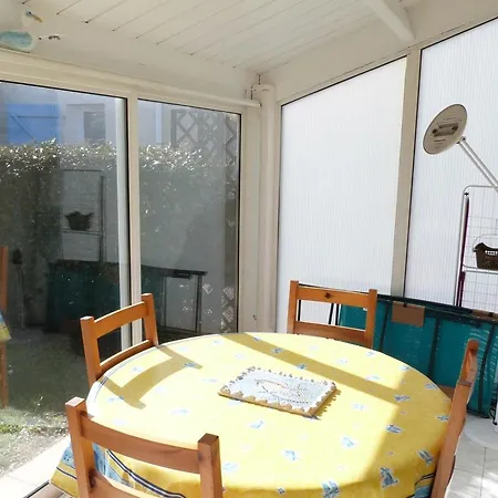 Maisonnette Calme à 650m De La Plage, Jardinet Clos - Fr-1-194-341 *