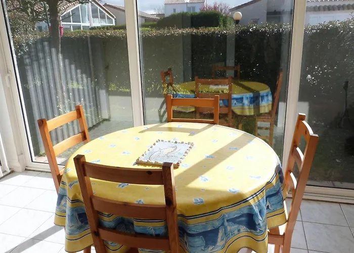 Maisonnette Calme A 650m De La Plage, Jardinet Clos - Fr-1-194-341